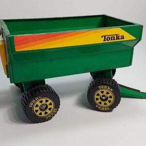Tonka Vintage Truck Tractor Wagon Trailer Green Pressed Metal